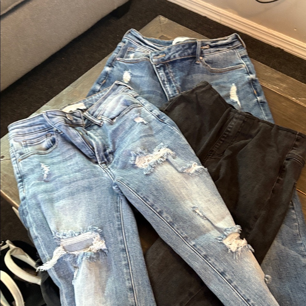 Risen Stylish Blue and Black Jeans